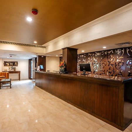 The Presidency Hotel Bhubaneswar Exterior foto